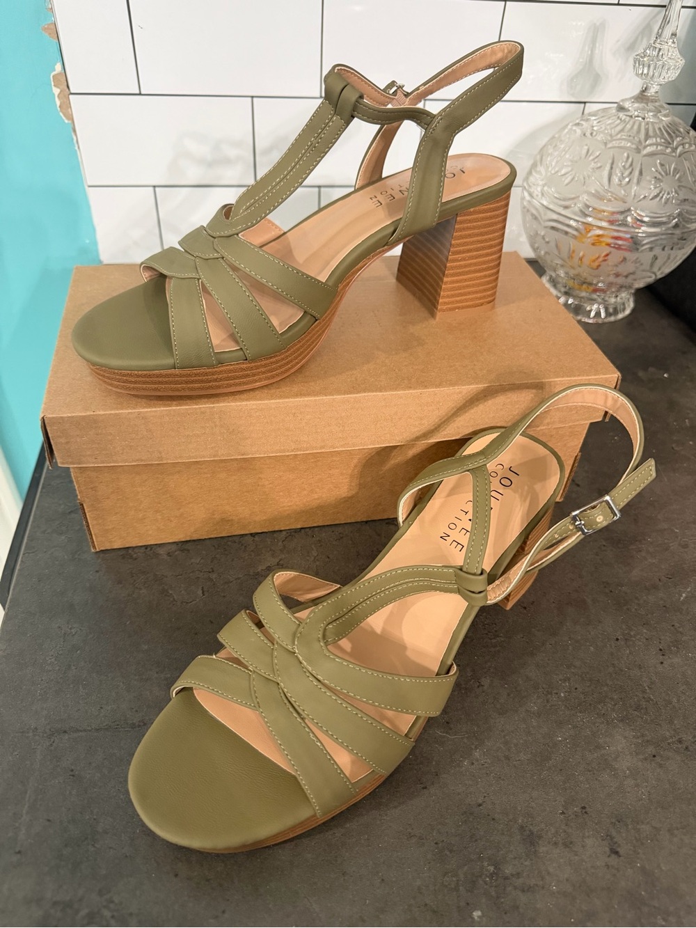 Journee Collection Olive T-Strap Block Heel Sandals
